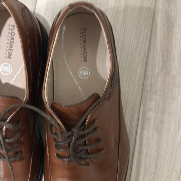 Florsheim comfortech  dressy shoe - Picture 3 of 6